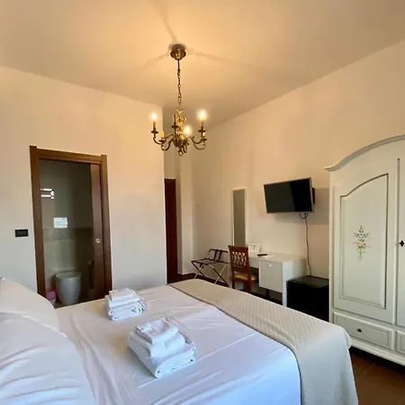 Panoramic Bed & Breakfast *